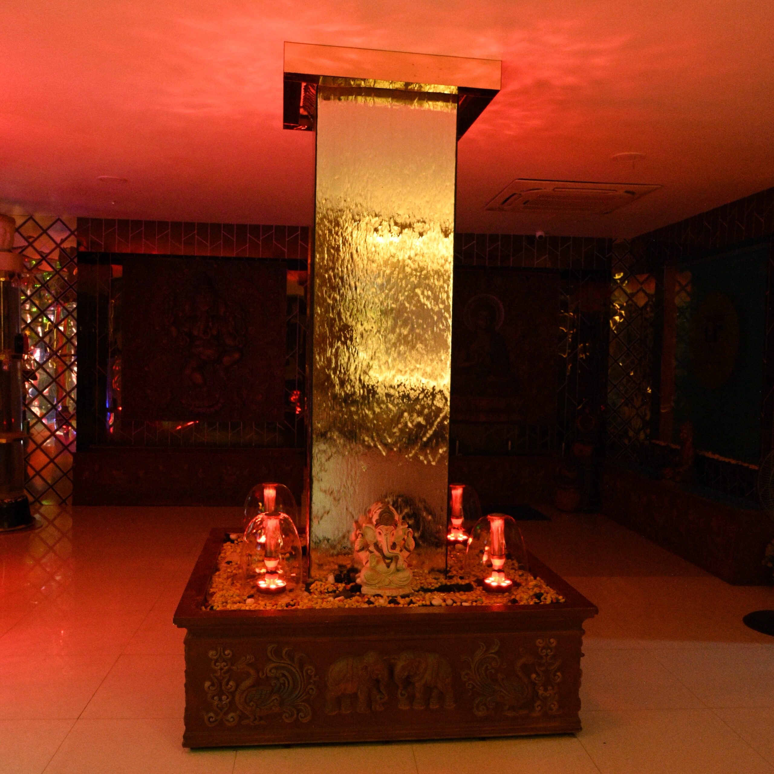 Glass Pillar Rain Shower Fountain